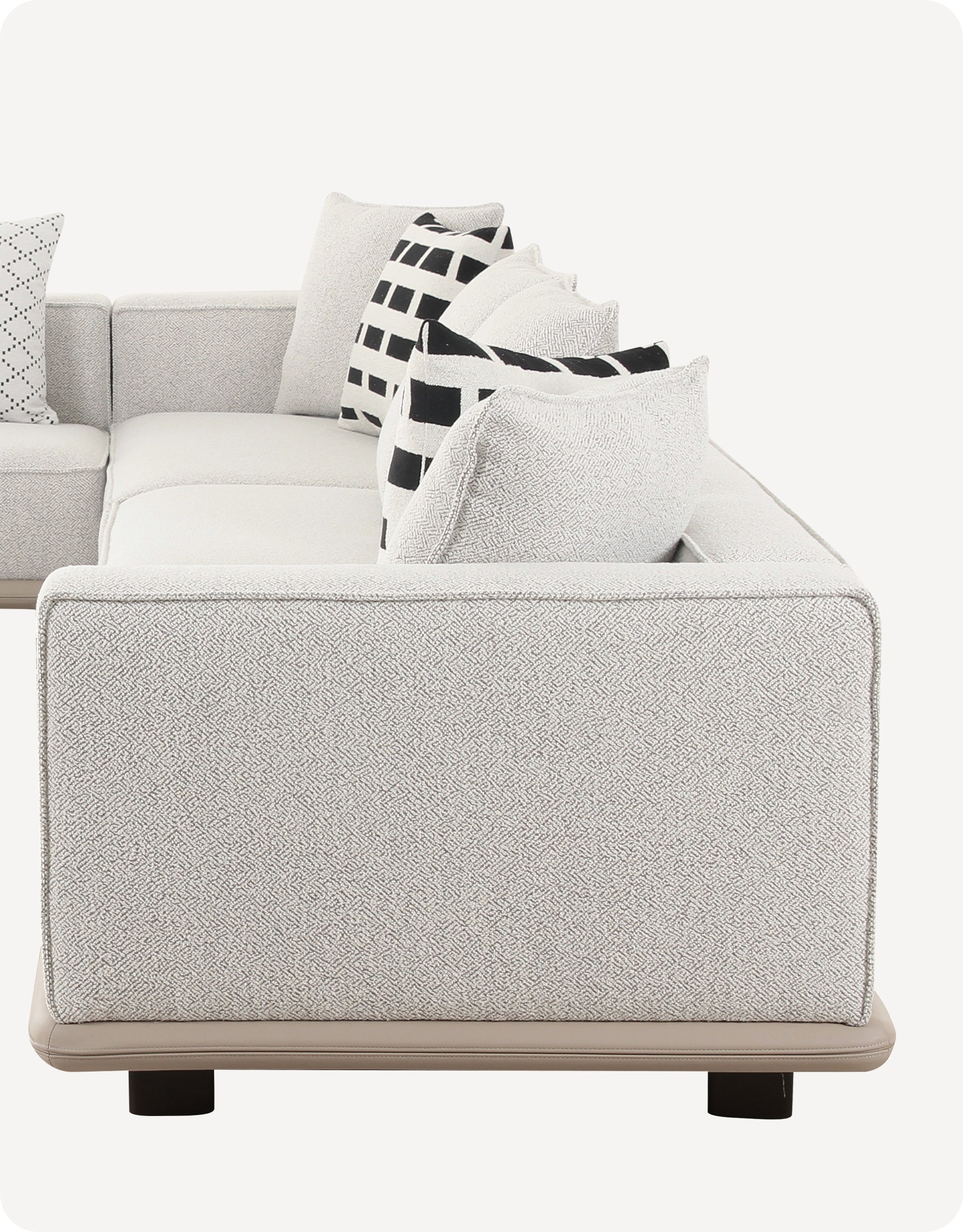 Evangelina 4-Sectional Sofa With Primofab™ Triple-Resist Technology Fabric